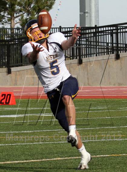 Thumbnail 1 in Rifle vs Silver Creek (CHSAA 3A Final) photogallery.
