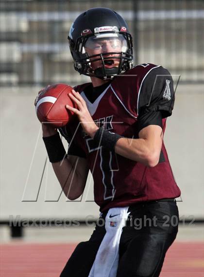 Thumbnail 3 in Rifle vs Silver Creek (CHSAA 3A Final) photogallery.