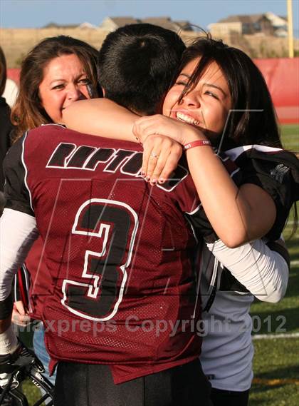 Thumbnail 1 in Rifle vs Silver Creek (CHSAA 3A Final) photogallery.