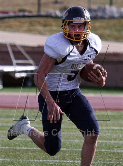Thumbnail 2 in Rifle vs Silver Creek (CHSAA 3A Final) photogallery.