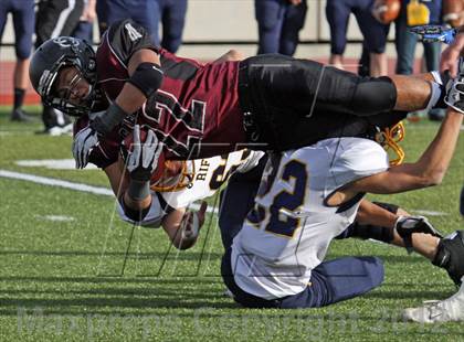 Thumbnail 2 in Rifle vs Silver Creek (CHSAA 3A Final) photogallery.