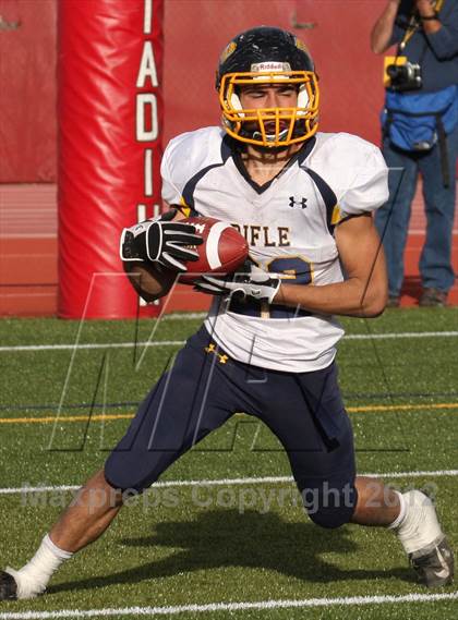 Thumbnail 1 in Rifle vs Silver Creek (CHSAA 3A Final) photogallery.