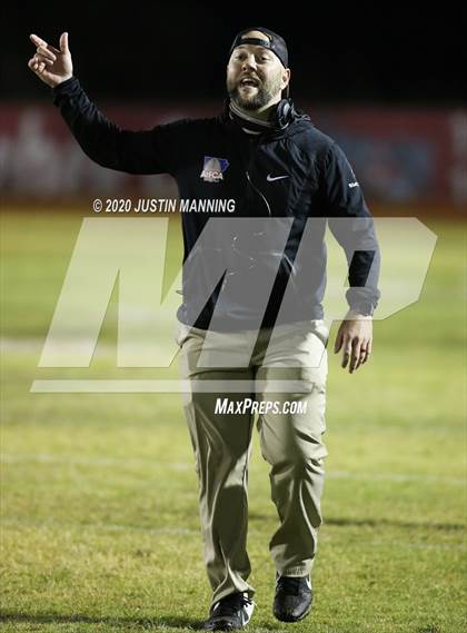 Thumbnail 3 in Lincoln vs. McGehee (AAA 3A 2nd Round Playoff) photogallery.