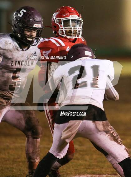 Thumbnail 2 in Lincoln vs. McGehee (AAA 3A 2nd Round Playoff) photogallery.