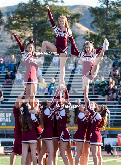 Thumbnail 2 in Royal @ Simi Valley photogallery.