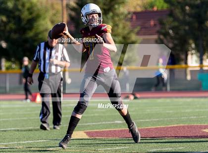 Thumbnail 2 in Royal @ Simi Valley photogallery.