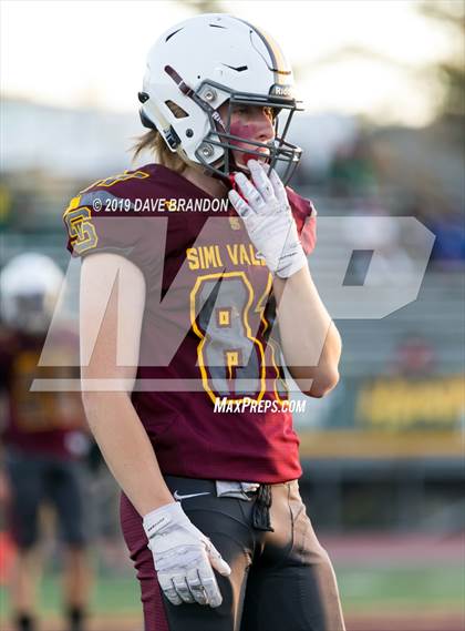 Thumbnail 3 in Royal @ Simi Valley photogallery.