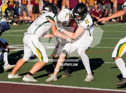 Thumbnail 2 in Royal @ Simi Valley photogallery.