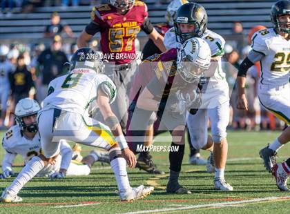 Thumbnail 2 in Royal @ Simi Valley photogallery.