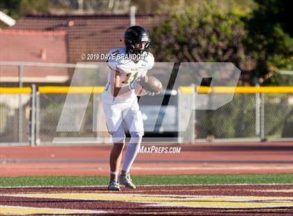 Thumbnail 2 in Royal @ Simi Valley photogallery.