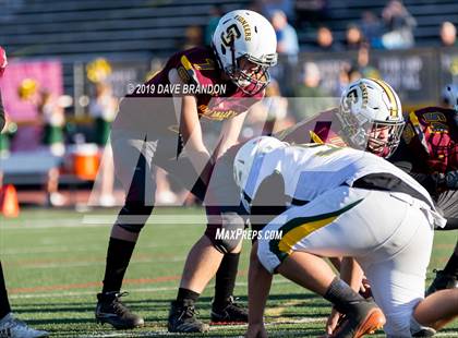 Thumbnail 3 in Royal @ Simi Valley photogallery.