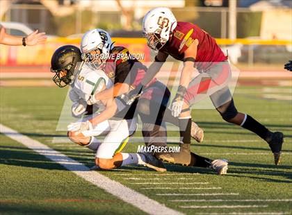 Thumbnail 3 in Royal @ Simi Valley photogallery.