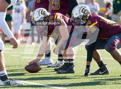 Thumbnail 1 in Royal @ Simi Valley photogallery.
