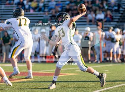 Thumbnail 2 in Royal @ Simi Valley photogallery.