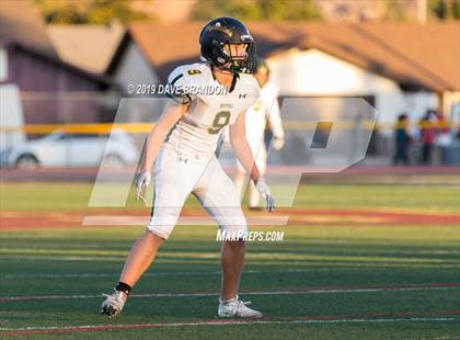 Thumbnail 1 in Royal @ Simi Valley photogallery.