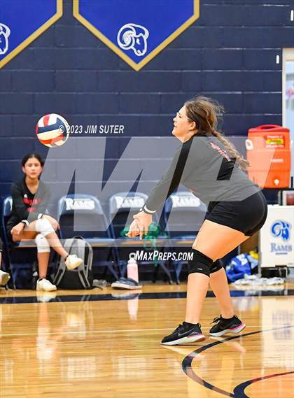 Thumbnail 3 in Allen Academy vs Chinquapin photogallery.