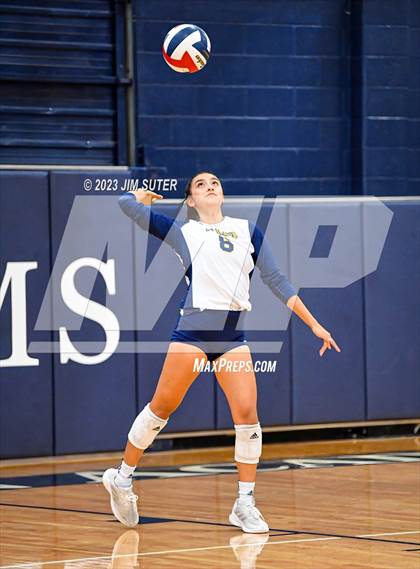 Thumbnail 1 in Allen Academy vs Chinquapin photogallery.