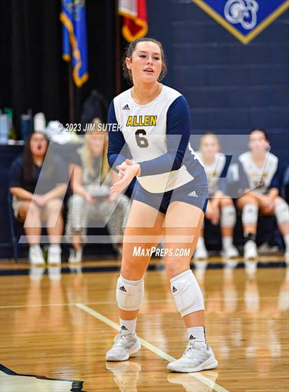 Thumbnail 3 in Allen Academy vs Chinquapin photogallery.