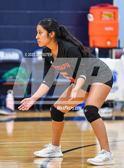 Thumbnail 3 in Allen Academy vs Chinquapin photogallery.