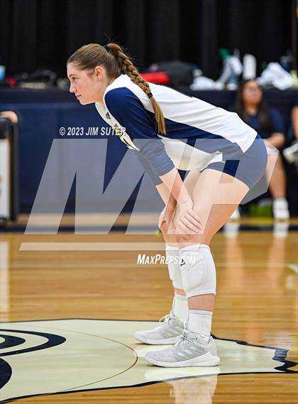 Thumbnail 2 in Allen Academy vs Chinquapin photogallery.