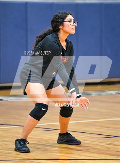Thumbnail 1 in Allen Academy vs Chinquapin photogallery.