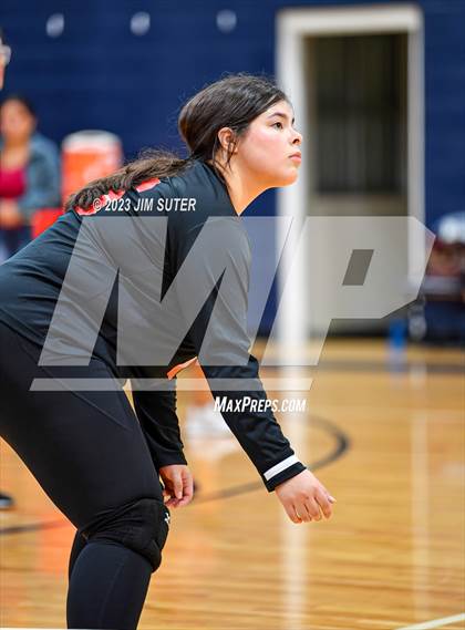Thumbnail 2 in Allen Academy vs Chinquapin photogallery.