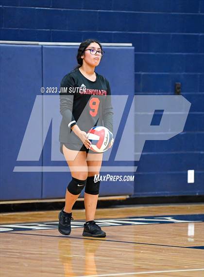 Thumbnail 2 in Allen Academy vs Chinquapin photogallery.