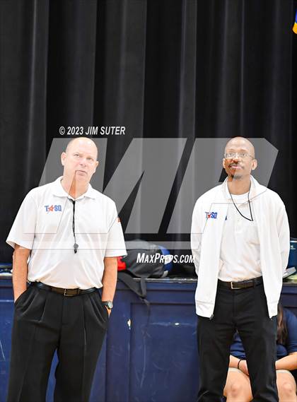 Thumbnail 3 in Allen Academy vs Chinquapin photogallery.