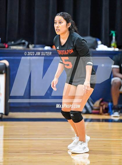 Thumbnail 2 in Allen Academy vs Chinquapin photogallery.
