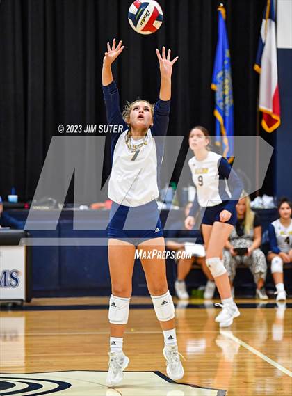 Thumbnail 2 in Allen Academy vs Chinquapin photogallery.