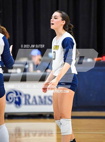 Thumbnail 1 in Allen Academy vs Chinquapin photogallery.