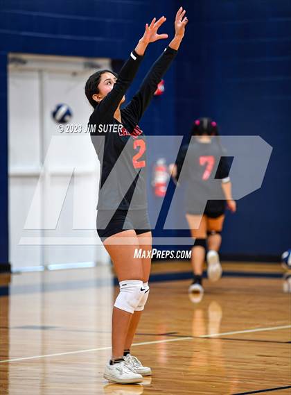 Thumbnail 3 in Allen Academy vs Chinquapin photogallery.