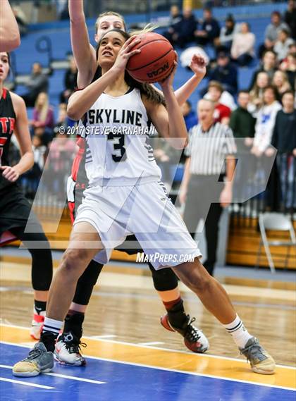 Thumbnail 3 in Alta vs Skyline (UHSAA 4A Quarterfinal) photogallery.