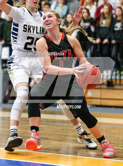 Thumbnail 2 in Alta vs Skyline (UHSAA 4A Quarterfinal) photogallery.