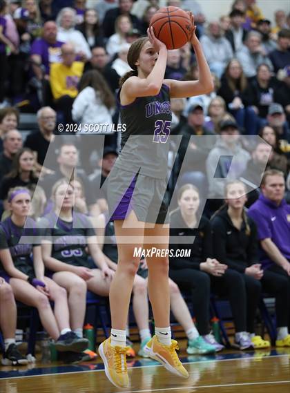Thumbnail 1 in Fairland vs. Unioto (OHSAA D2 District Final) photogallery.