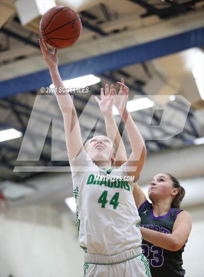 Thumbnail 3 in Fairland vs. Unioto (OHSAA D2 District Final) photogallery.