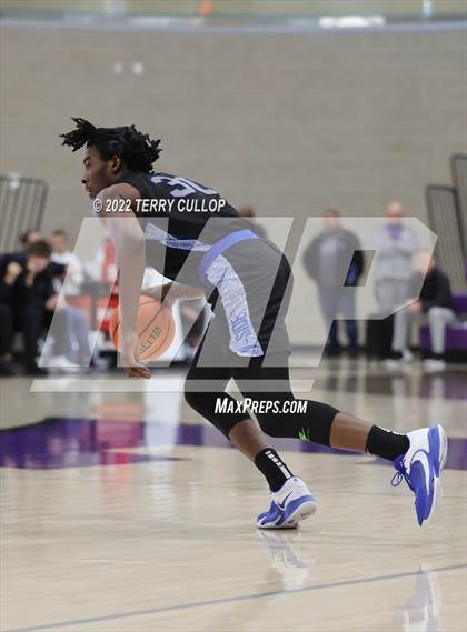 Thumbnail 3 in Real Salt Lake Academy vs. Vashon (Utah Holiday Hoopfest) photogallery.
