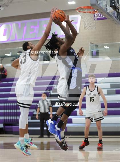 Thumbnail 2 in Real Salt Lake Academy vs. Vashon (Utah Holiday Hoopfest) photogallery.