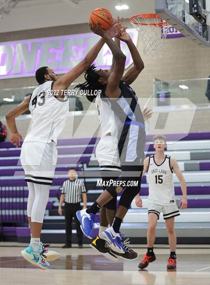 Thumbnail 3 in Real Salt Lake Academy vs. Vashon (Utah Holiday Hoopfest) photogallery.