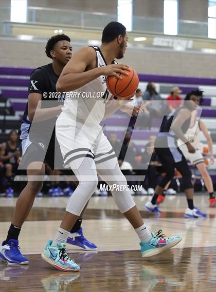 Thumbnail 2 in Real Salt Lake Academy vs. Vashon (Utah Holiday Hoopfest) photogallery.