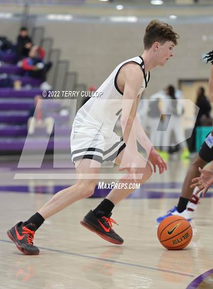 Thumbnail 1 in Real Salt Lake Academy vs. Vashon (Utah Holiday Hoopfest) photogallery.