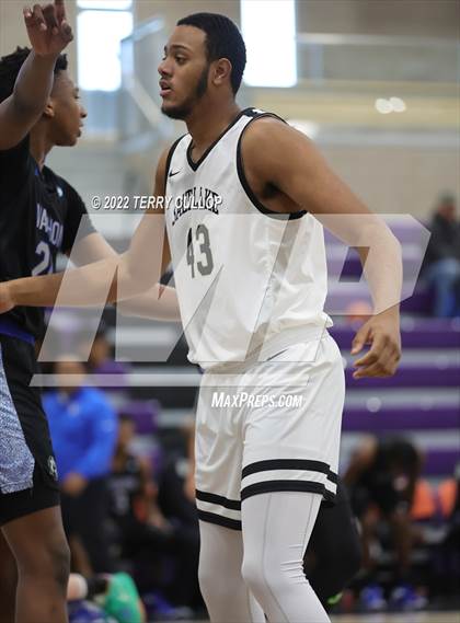 Thumbnail 1 in Real Salt Lake Academy vs. Vashon (Utah Holiday Hoopfest) photogallery.