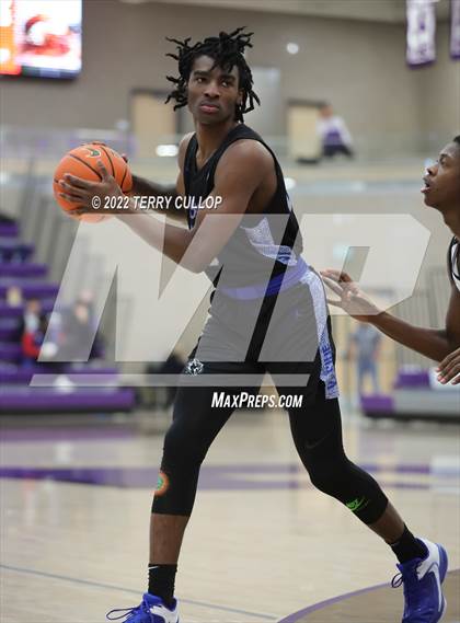 Thumbnail 1 in Real Salt Lake Academy vs. Vashon (Utah Holiday Hoopfest) photogallery.