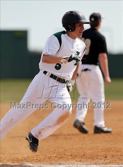 Thumbnail 2 in Italy vs Lake Worth (Ferris Tournament) photogallery.