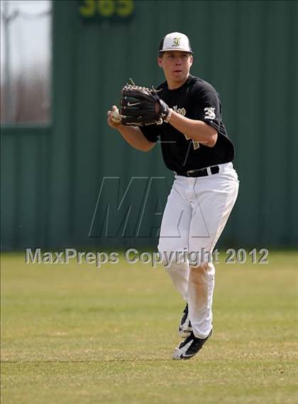 Thumbnail 1 in Italy vs Lake Worth (Ferris Tournament) photogallery.