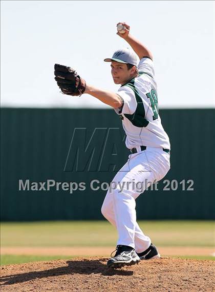 Thumbnail 3 in Italy vs Lake Worth (Ferris Tournament) photogallery.