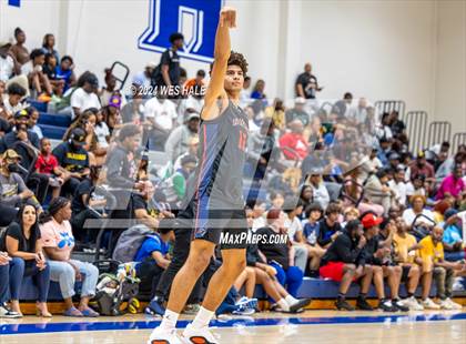 Thumbnail 1 in Columbus vs Platform Elite (Mid-South Basketball Classic) photogallery.