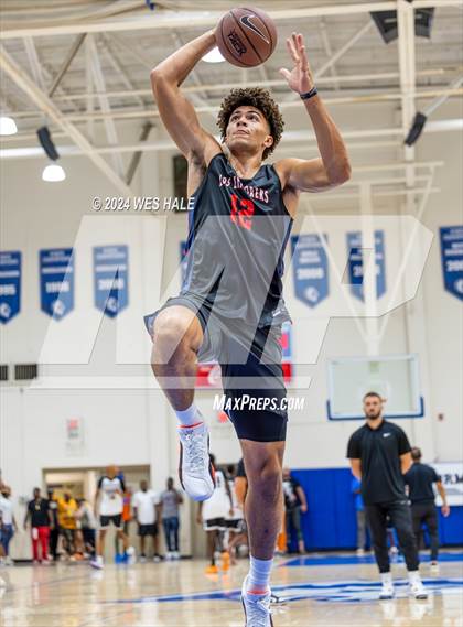 Thumbnail 2 in Columbus vs Platform Elite (Mid-South Basketball Classic) photogallery.