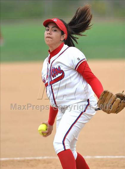Thumbnail 1 in Dana Hills vs. Los Altos (Timberwolf Classic) photogallery.