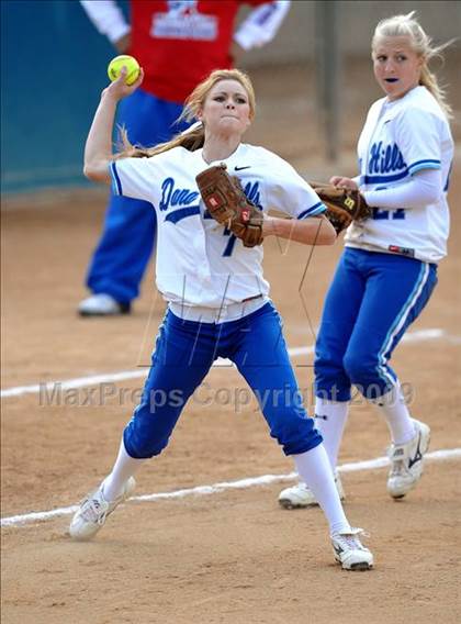 Thumbnail 2 in Dana Hills vs. Los Altos (Timberwolf Classic) photogallery.
